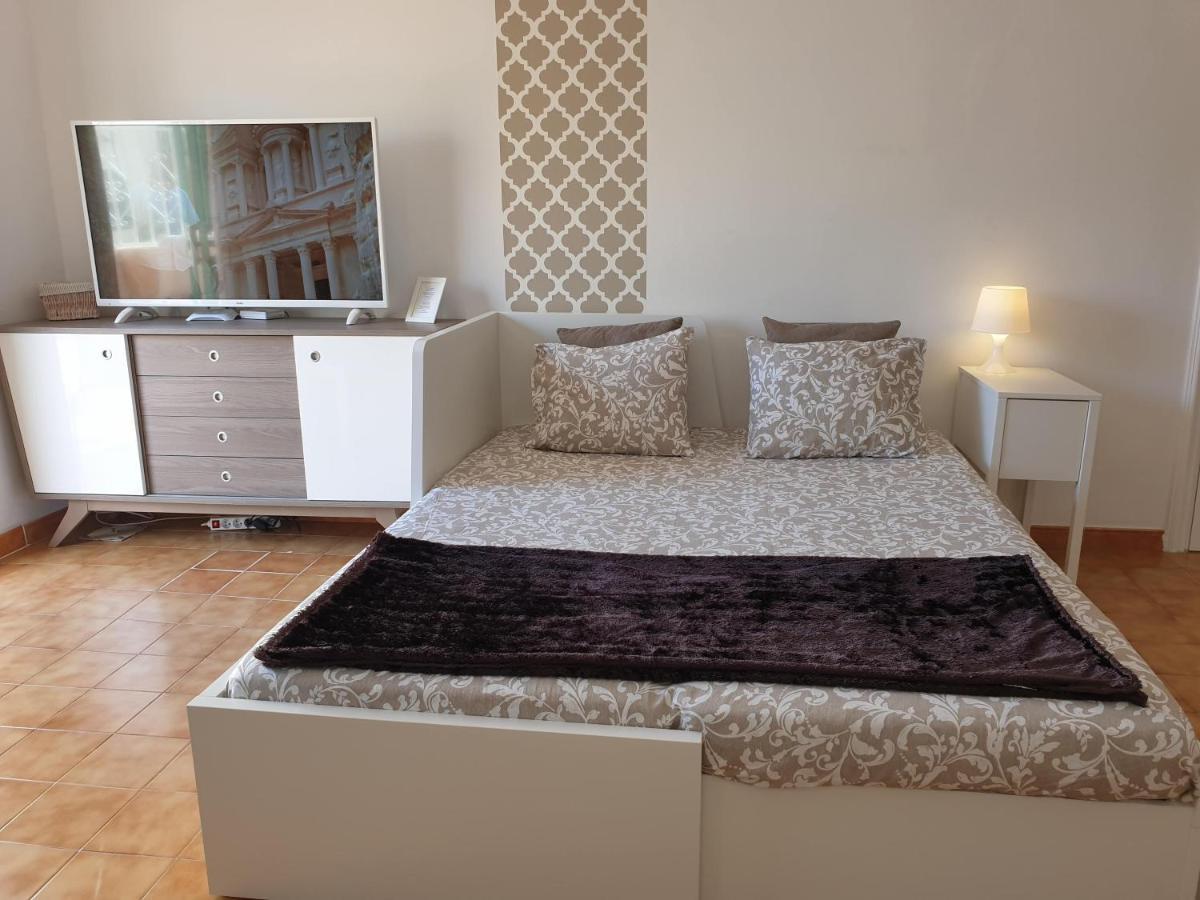 Mareverde A Studio Calme Vue Piscine Wifi Gratuit Адехе Екстериор снимка